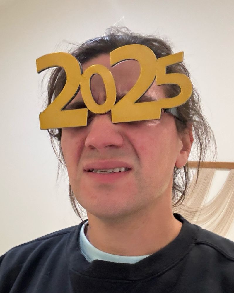 The 2025 is badly designed leaving the person uncle to see anything. 