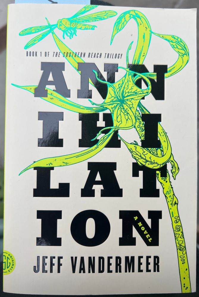 Cover of Annihilation by Jeff Vandermeer