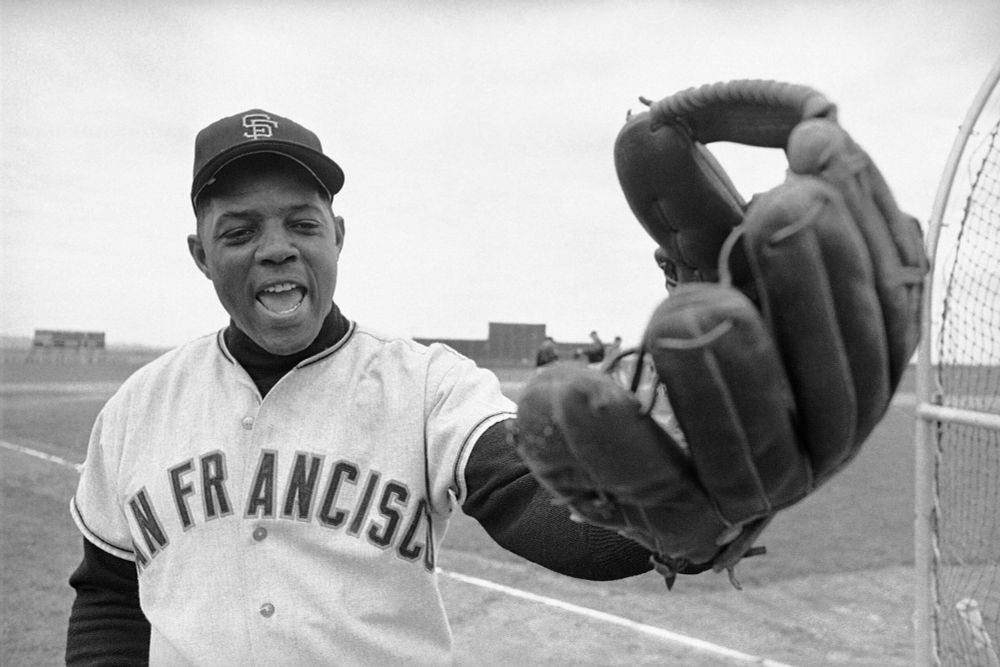 Willie Mays, baseball’s electrifying ‘Say Hey Kid,’ dies at 93