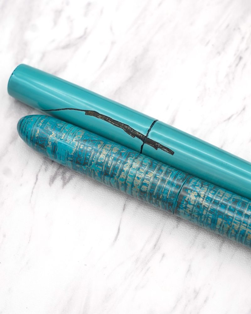 Urushi fountain pen closeups