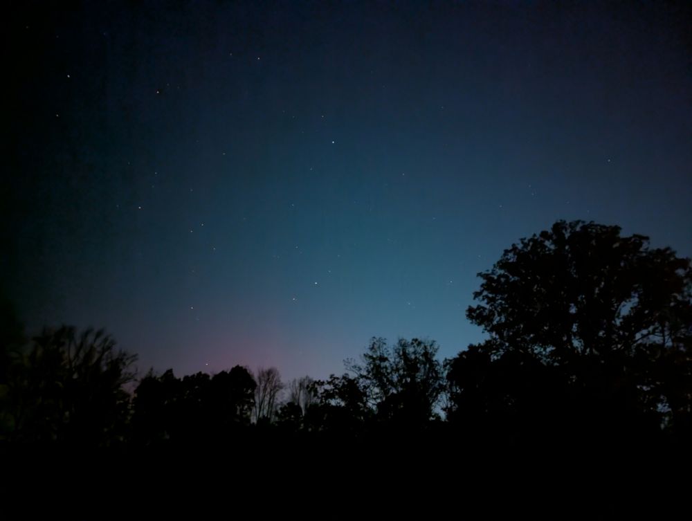 Red aurora on the horizon 