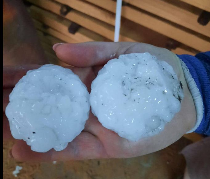 v. Severe Weather Alert - România (Facebook)