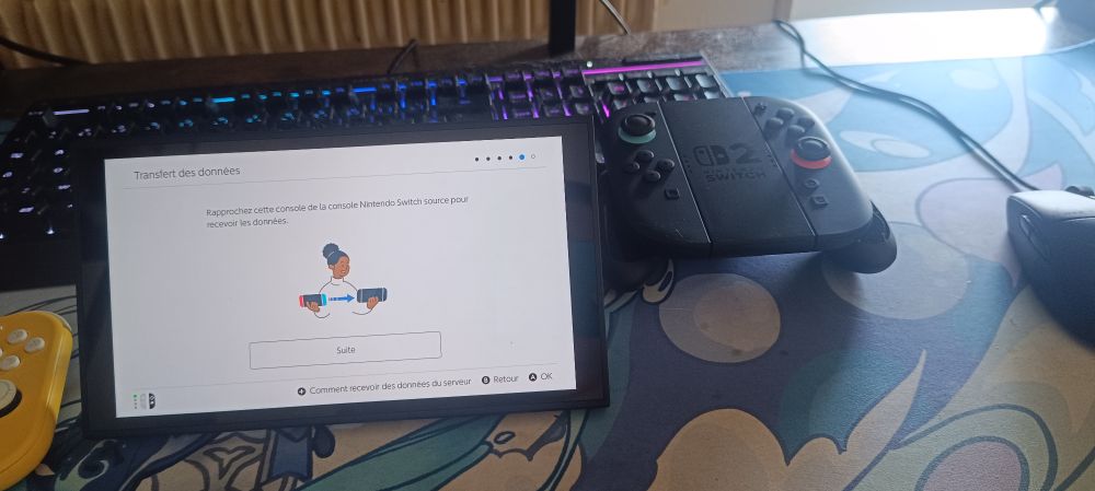 La Switch 2 en train de faire le transfert de données depuis sa prédécesseuse 