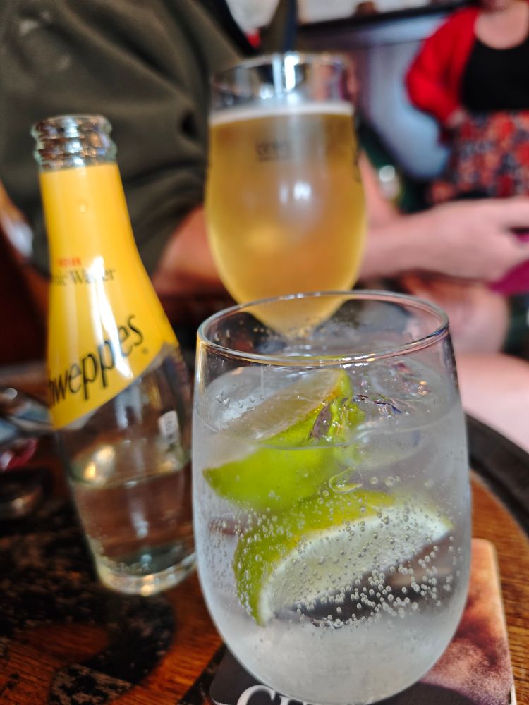 Gin & tonic + pint of Aspalls