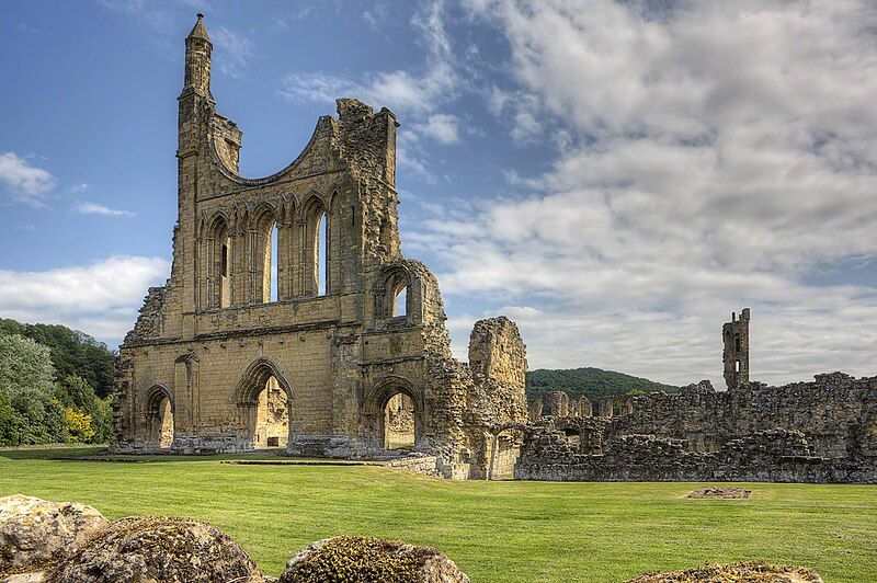 Byland Abbey, ryedale. 

By WyrdLight.com, CC BY-SA 3.0, https://commons.wikimedia.org/w/index.php?curid=15959230