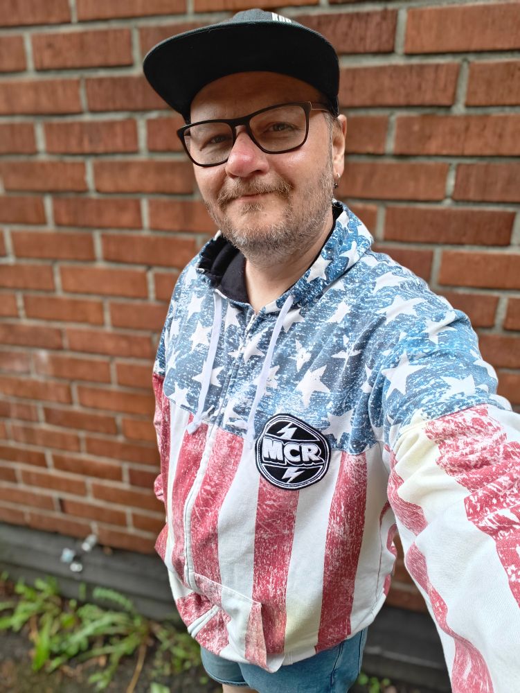 My Chemical Romance forever!