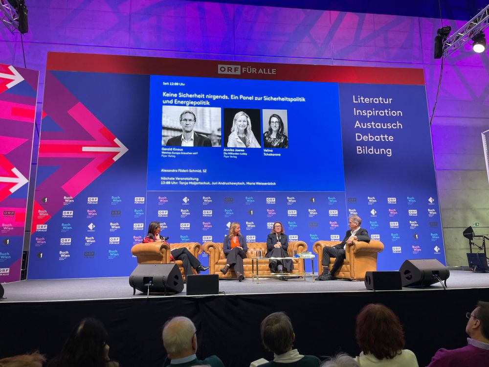 Foto von Podiumsdiskussion, Buch Wien 