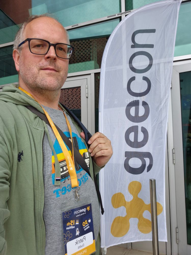 Me in front of Geecon entry