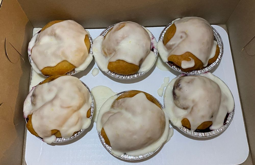 Lemon blueberry knots