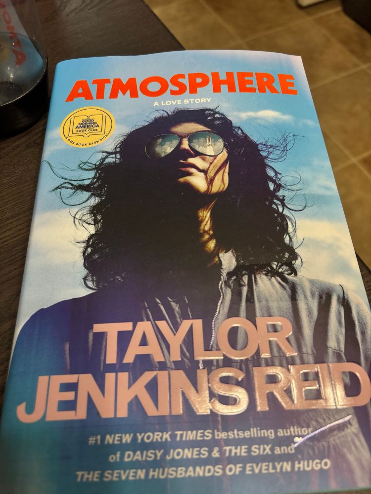 Picture of the book Atmosphere by Taylor Jenkins Reid  