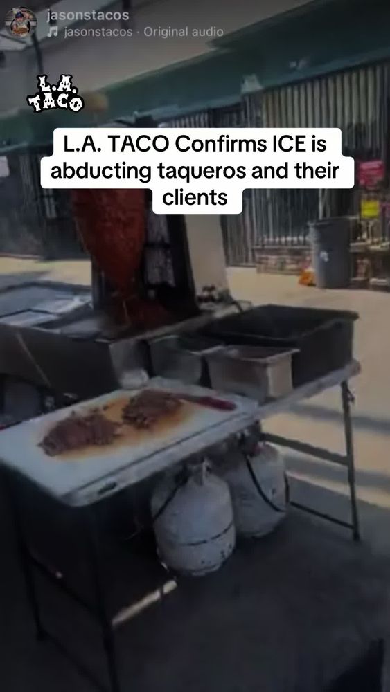 L.A. TACO has confirmed that ICE has detained two taqueros at @jasonstacos , a taco truck specializing in al pastor located on Whittier Boulevard and Bradshawe Street in East Los Angeles.  A video was...