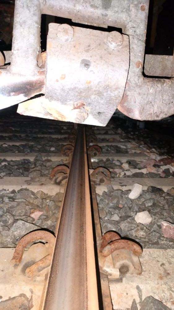 Boulder hits Sabarmati Express engine near Kanpur -