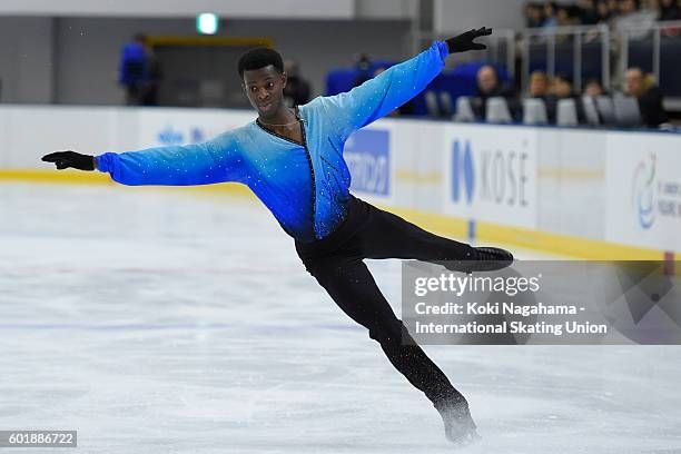 Emmanuel Savary landing a jump.