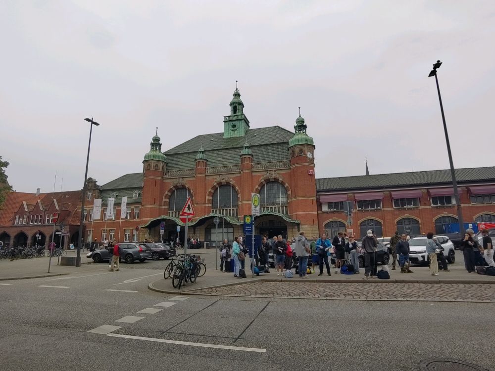 Lübeck Hbf von außen