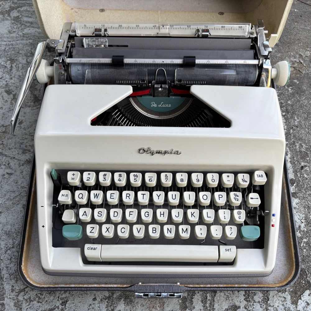Olympia SM9 typewriter