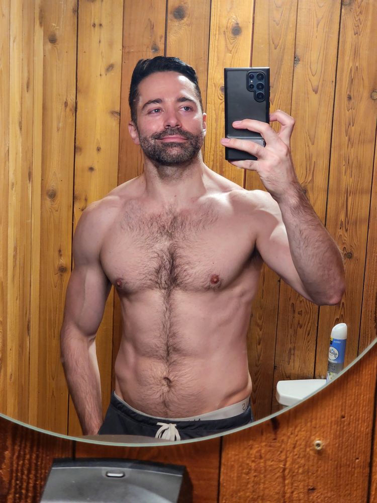Shirtless gym bathroom mirror pic