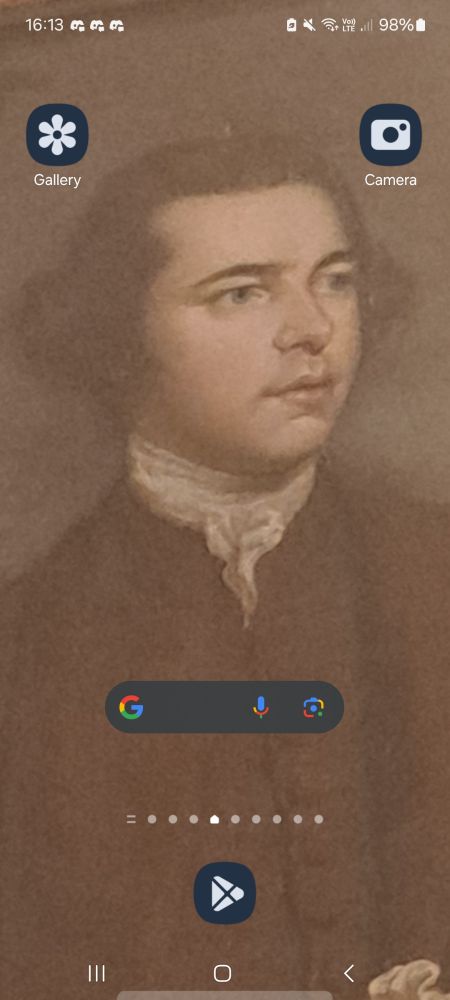 My phone homescreen. It's very simple. The wallpaper is a painting of Thomas Jones, a Welsh painter
