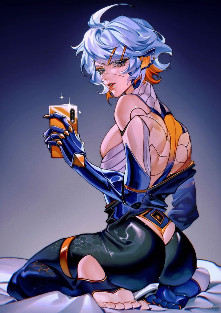 Cute cybertuna twink beating the no-booty allegations with some spicy art.