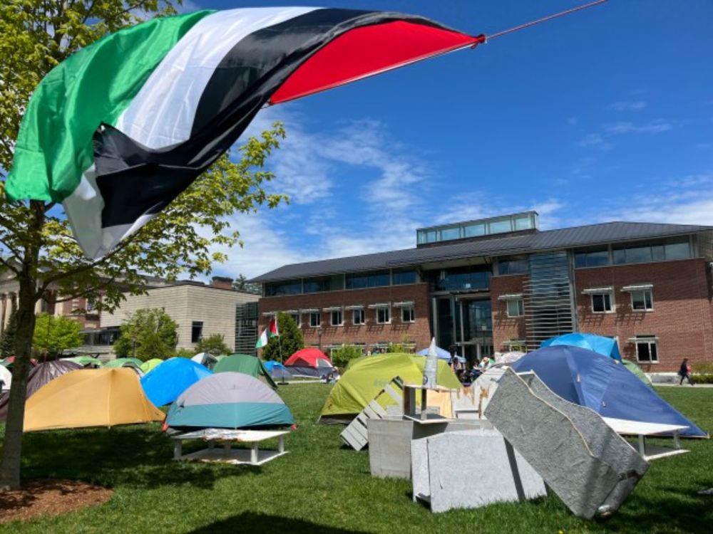 Williams College students shutting down encampment