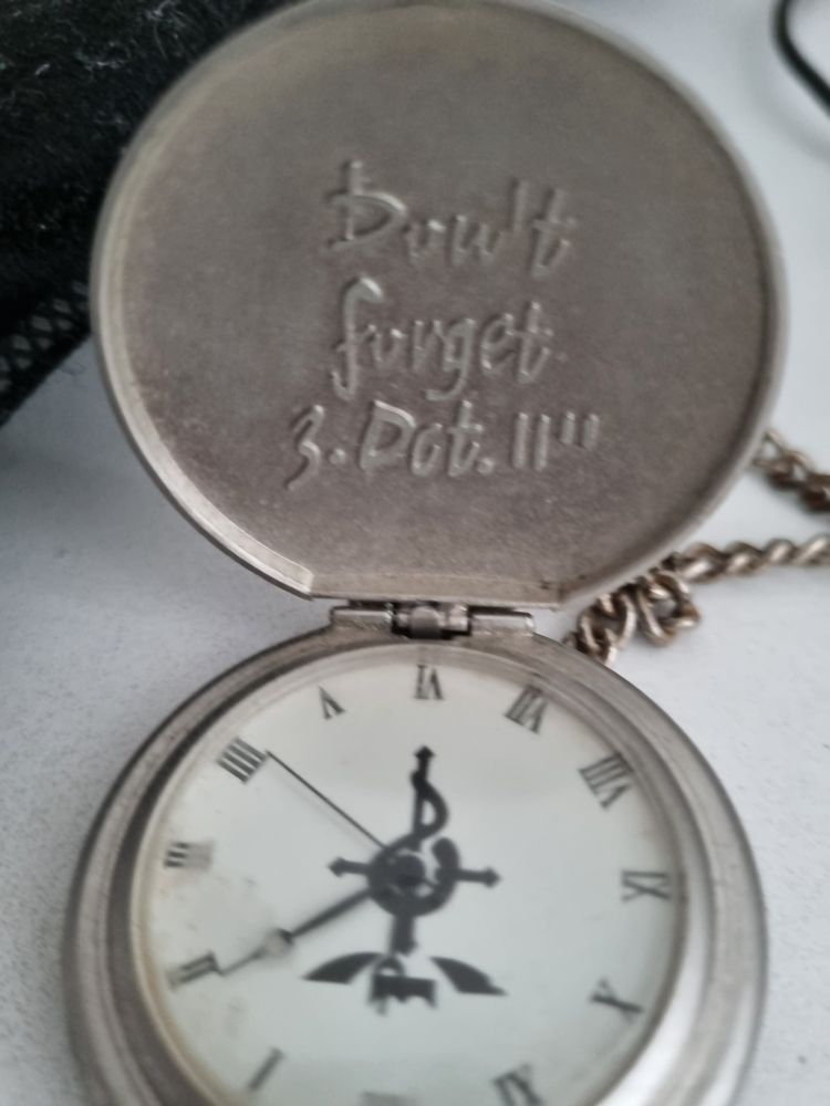 replica do relogio de bolço do Ed de Fullmetal Alchemist