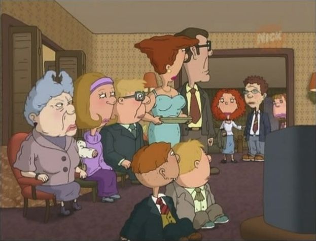 As Told by Ginger Season 3 Episode 17: Ten Chairs
The Foutley, Bishop, and Dave families look over at Ginger as she reveals she had invited her estranged father Jonas to Thanksgiving dinner
