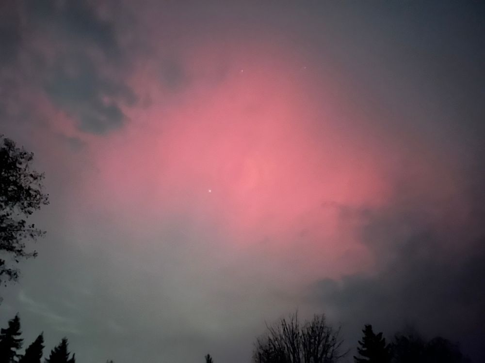 Pictures of the sky with the Aurora