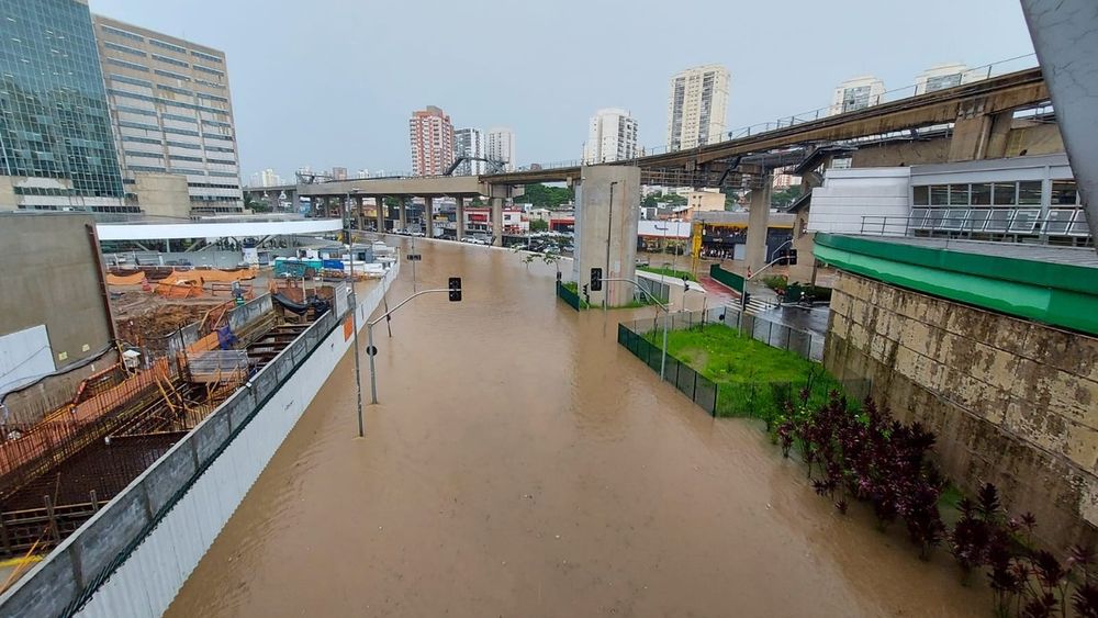 Em três anos, gestão Ricardo Nunes deixou de gastar quase R$ 1,5 bi em verbas de combate a enchentes em SP