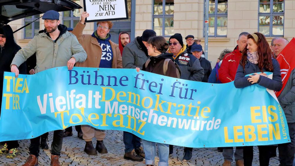 AfD stimmt gegen Hilfen für das Eisleber Theater, weil Mitarbeiter gegen Rechts demonstriert haben