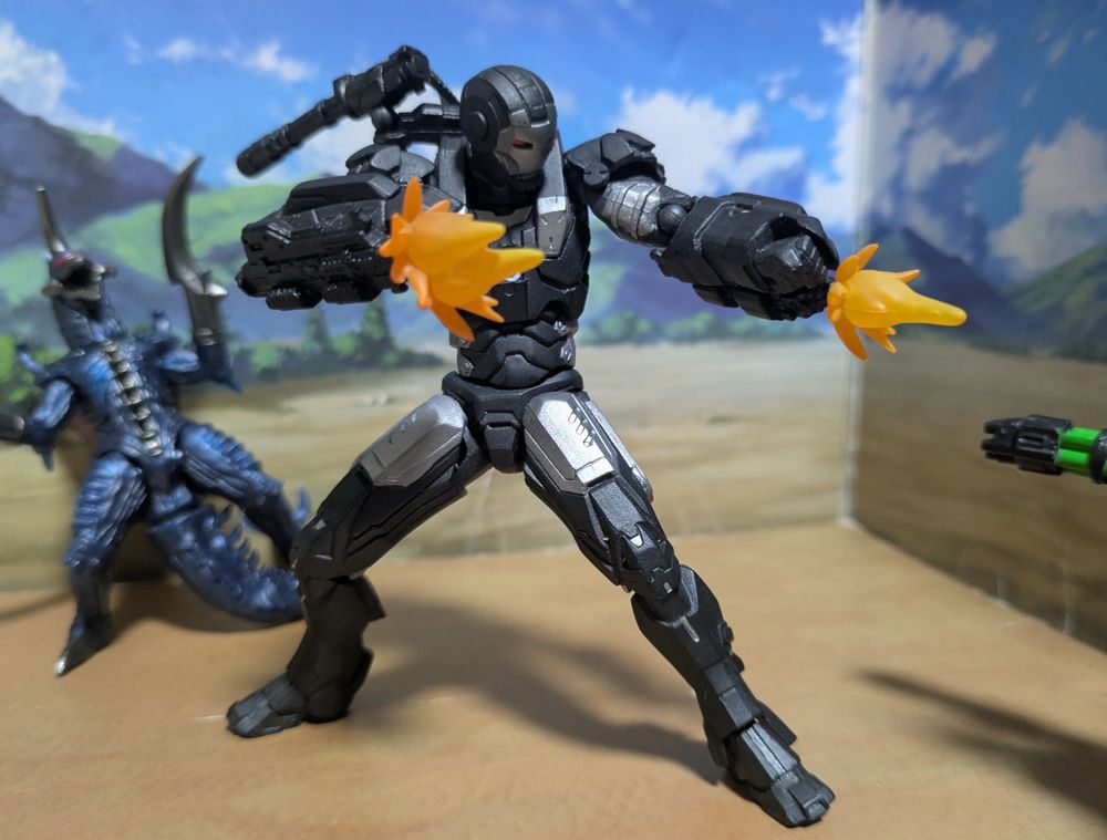 リボルテックらしくクセはあるがメリハリのついたポーズは決めやすい。