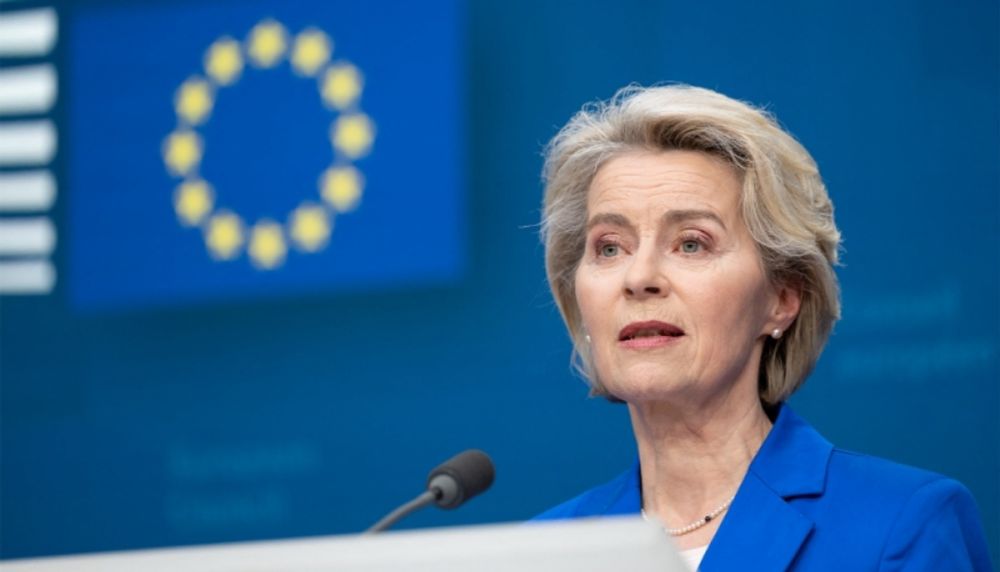 Face à Viktor Orbán, Von der Leyen écarte discrètement une Franco-Hongroise d'une direction sens...