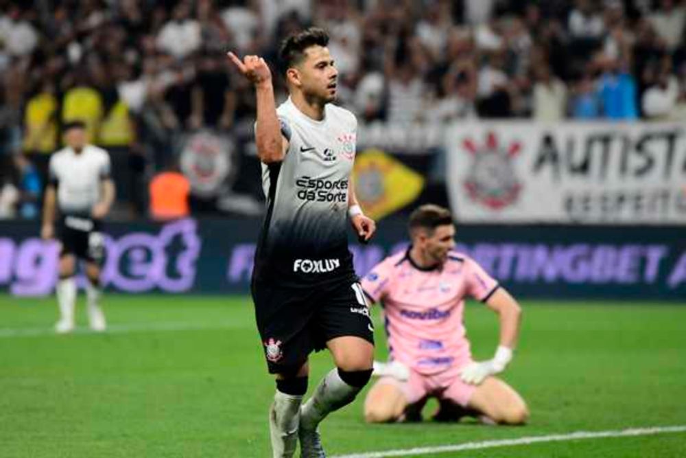 Romero prevê final contra o São Paulo, e Coronado comemora Corinthians "encorpado"