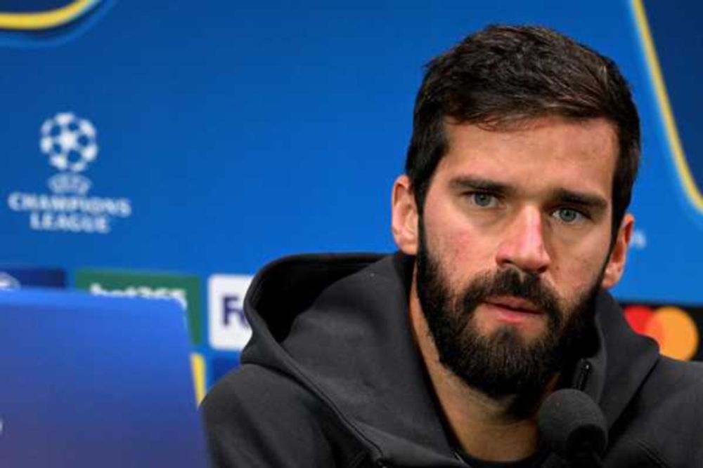 Bayern quer Alisson, do Liverpool, para substituir Neuer, diz jornal