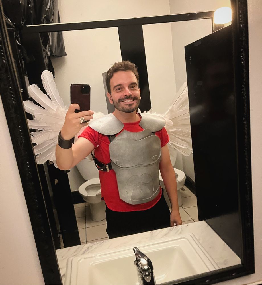 oliveira in angel wings