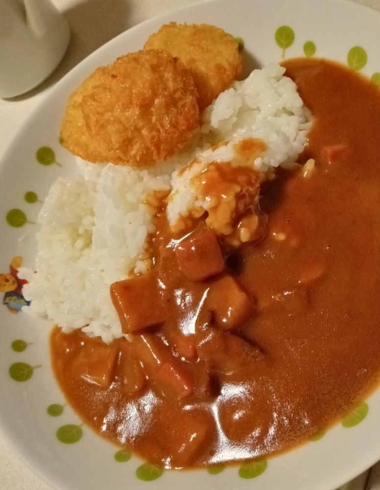 ハウス
カリー屋ポークカレー
サトウのごはん
セブンプレミアム
グラタンコロッケ