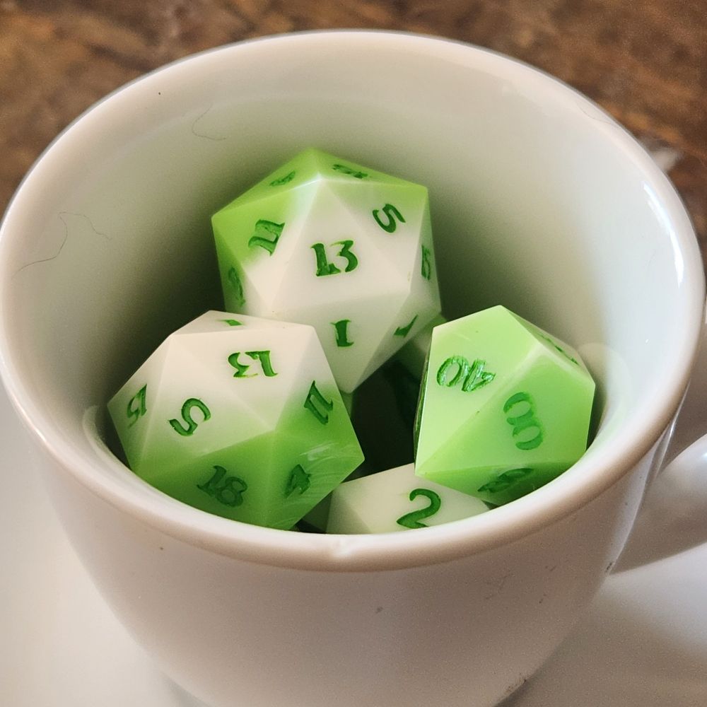 Green Macha Dice Set