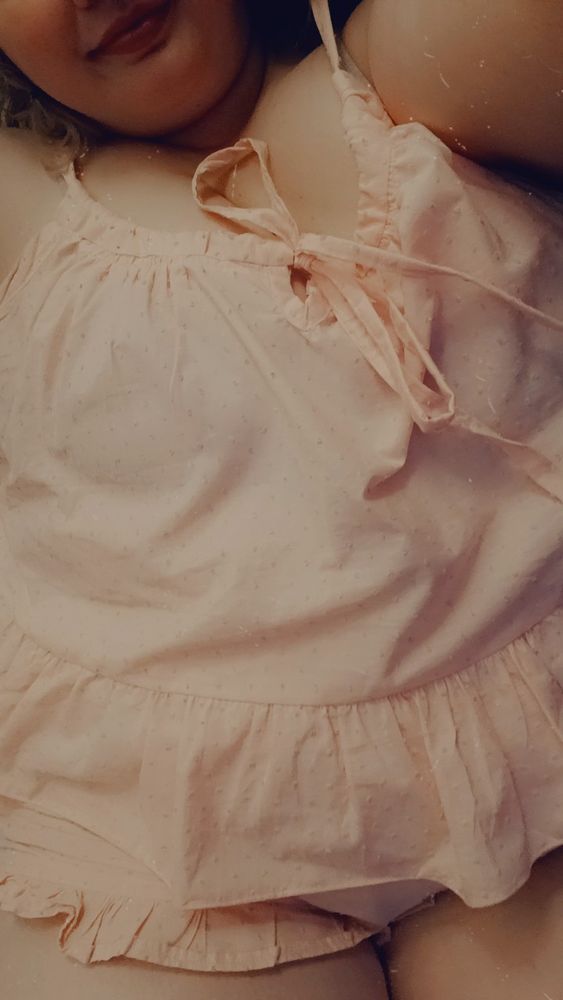 A lower view of the matching tank top and shorts set on Morgan 