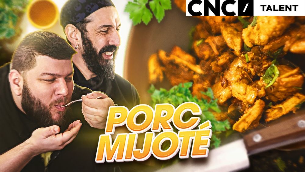 Nouvel épisode de cuisine historique dans lequel je cuisine avec Fabian Müllers du porc mijoté de l'Antiquité. On voit le plat sur la droite, et nous deux sur la gauche en train de le goûter, et on peut lire au milieu "porc mijoté". Il y a en haut à droite le logo du CNC Talent qui a financé la série.