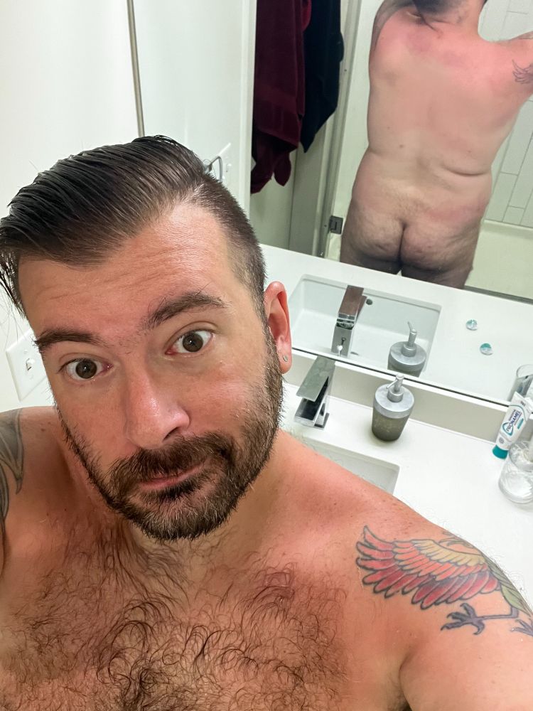 Mirror selfie showing of a furry ass