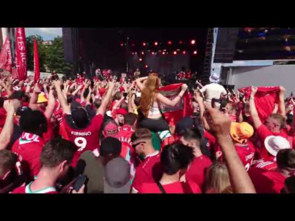 Diogo Jota Song // 60k Reds sing oh his name is Diogo 🔴🇵🇹 // Jamie Webster