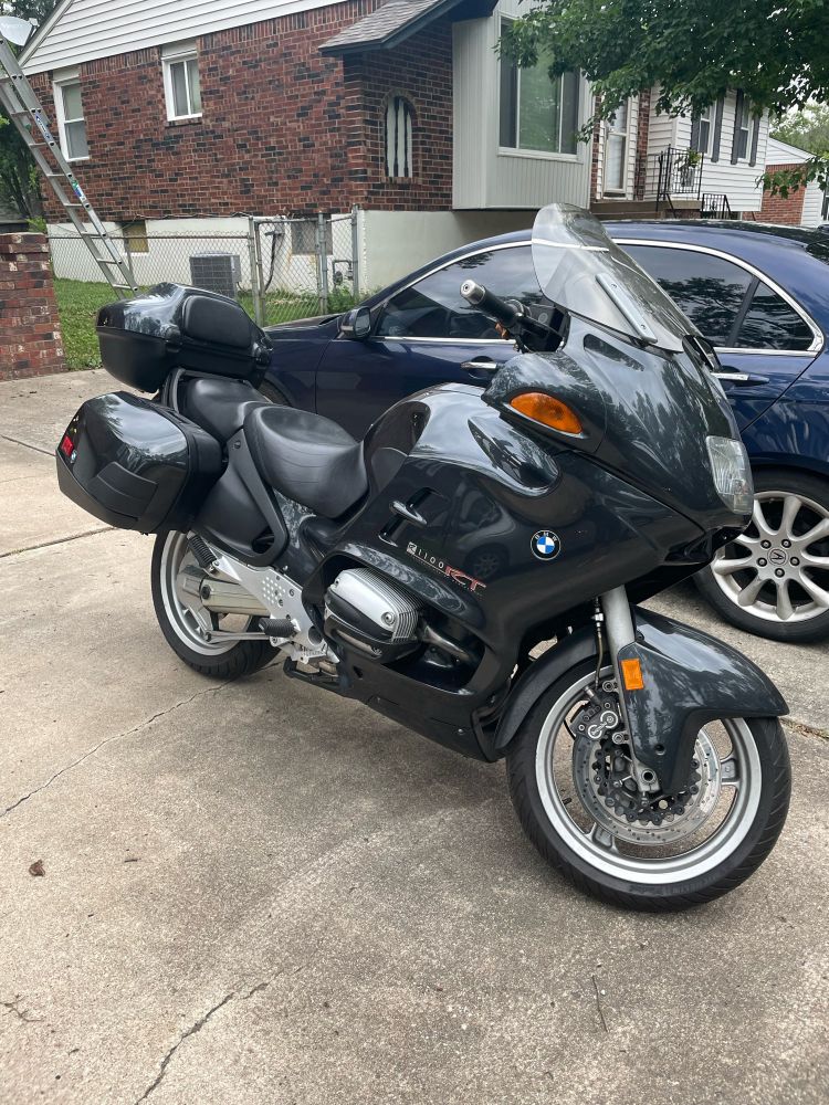 My BMW R1100rt parked in my driveway 