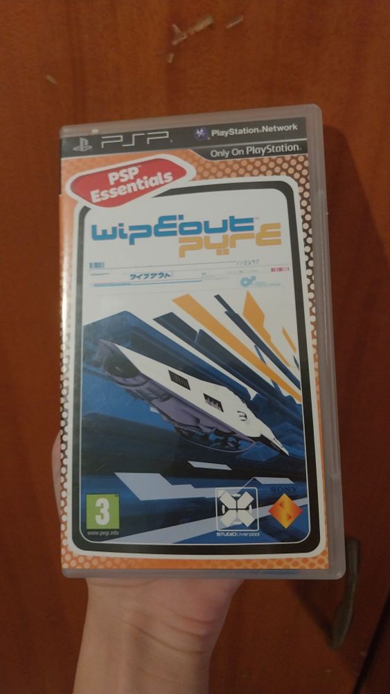 A "PSP Essentials" copy of Wipeout Pure for the PlayStation Portable.