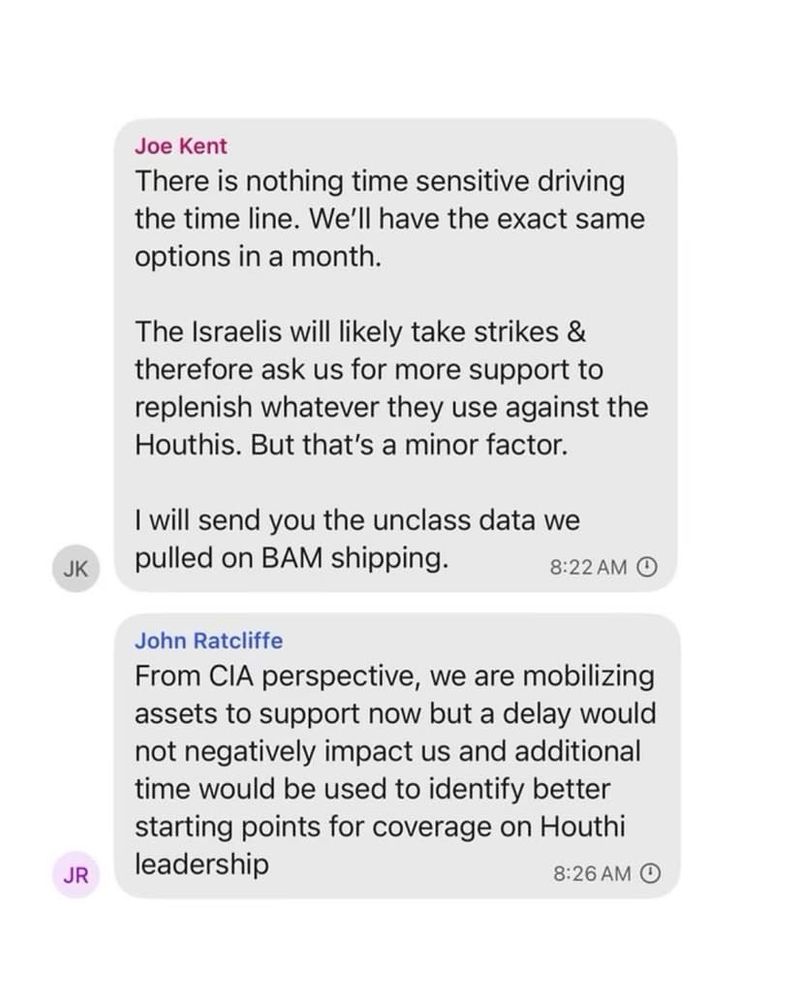 The Signal texts in question. 