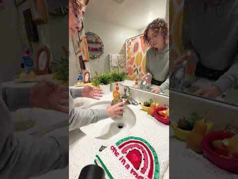 Get ready with me! #getreadywithme #artstudio #art #studio #morning #watercolor #artist #office