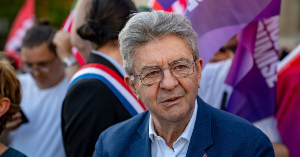 Le fondateur de la France Insoumise a consacré une note de blog le 14 août à la rencontre entre Donald Trump et Vladimir Poutine et aux négociations de paix en Ukraine où il charge l’OTAN et à l’Union...
