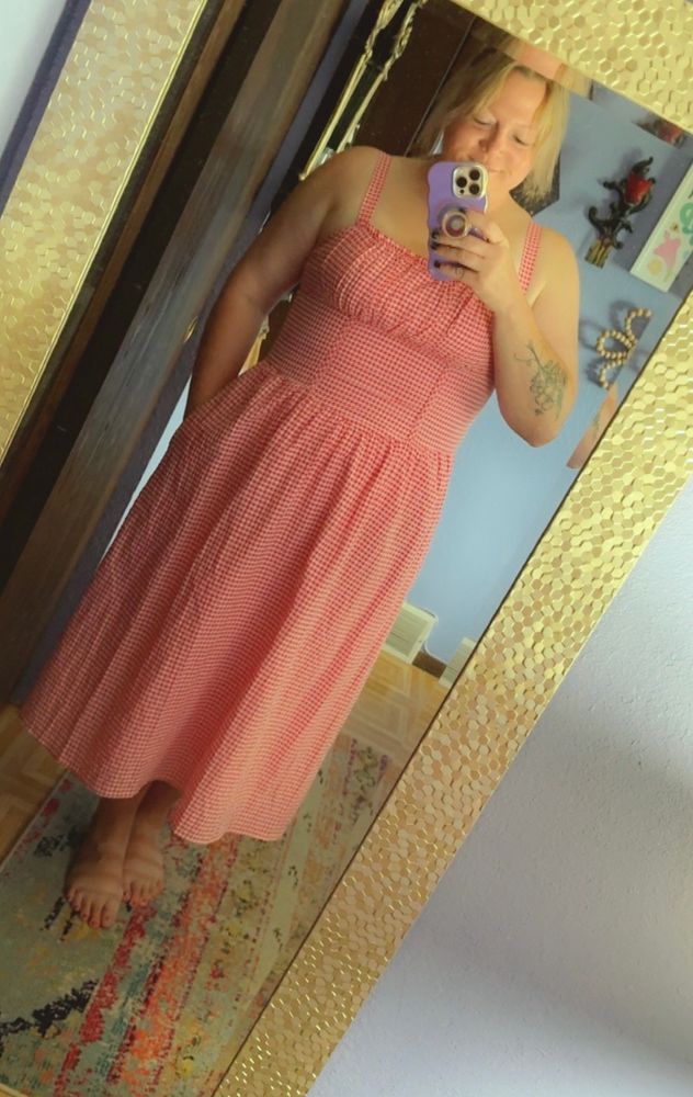 Mirror selfie in a red gingham dress 