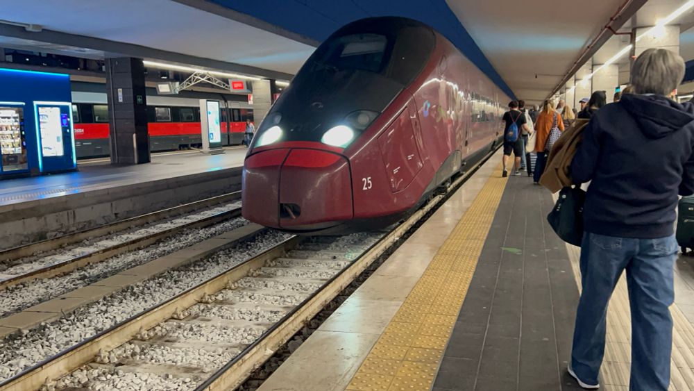 Italo AGV Napoli Centrale