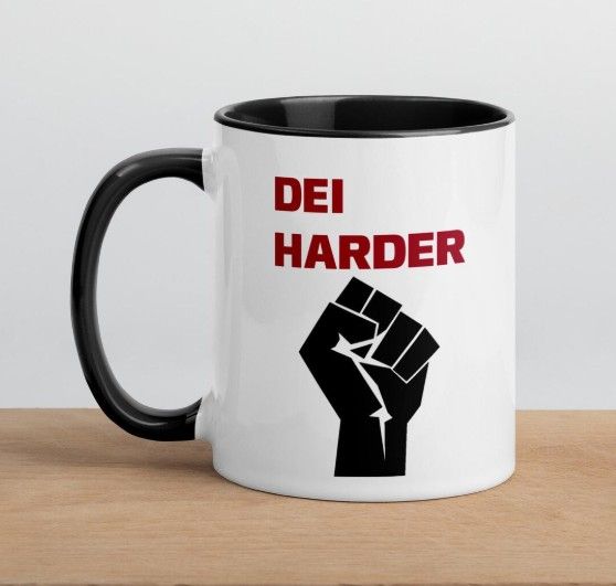 DEI HARDER, clenched fist Mug - black handle and inner.