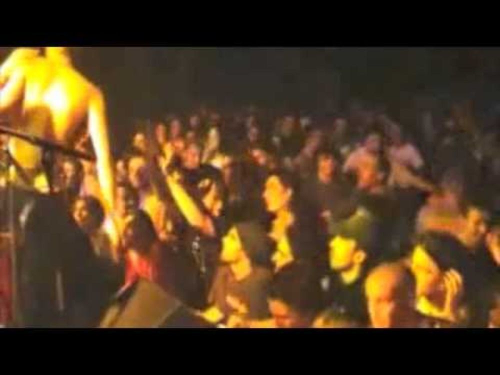 Les Fils de Teuhpu et Les Amis d'ta Femme - A Las Barricadas!
