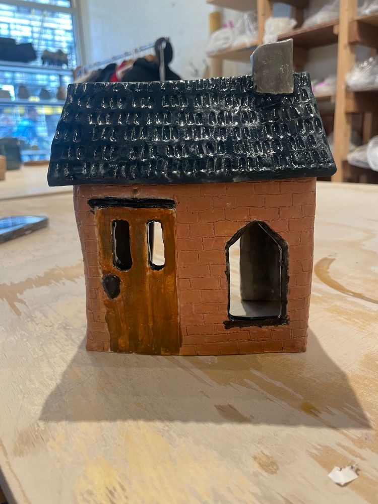 Finished ceramic house 