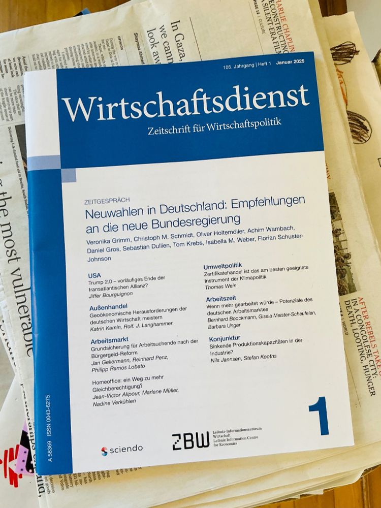 Mit Inhalte von Veronika Grimm, Christopher M. Schmidt, Oliver Holtemoeller, Achim Wambach, Daniel Gros, Sebastian Dullien, Tom Krebs, Isabella Weber, Florian Schuster